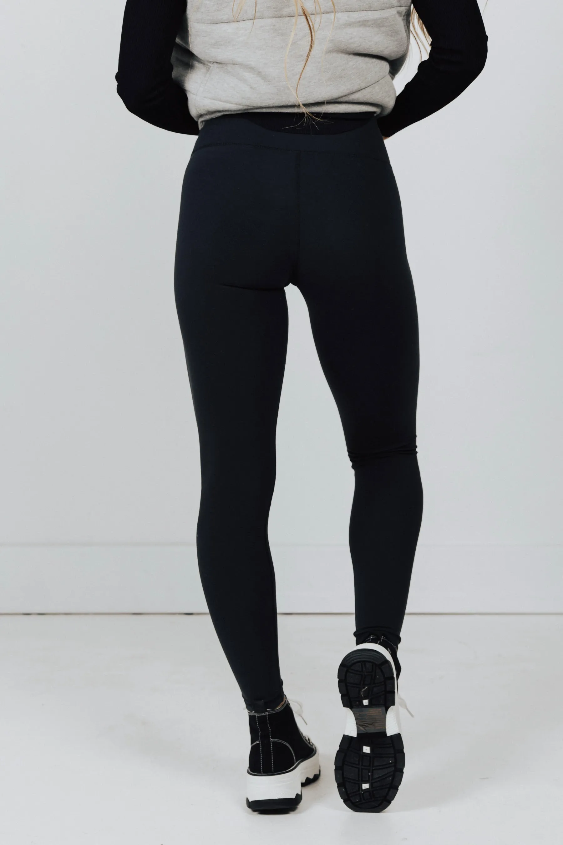 Brystyn Performance Leggings