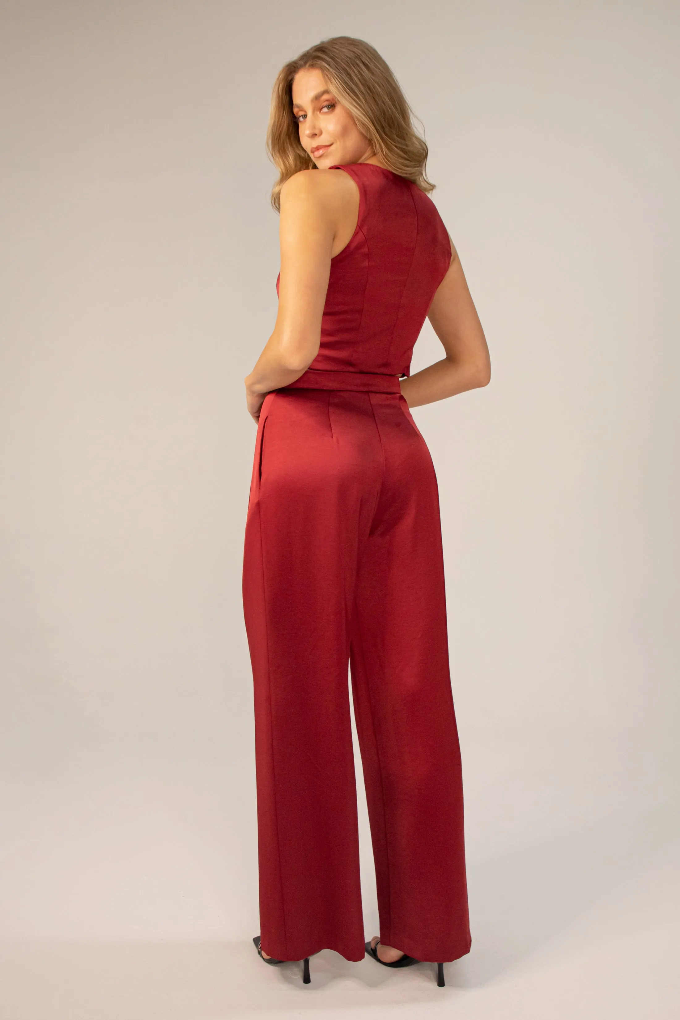 Lavender Brown Pleated Wide Leg Pant in Burgundy