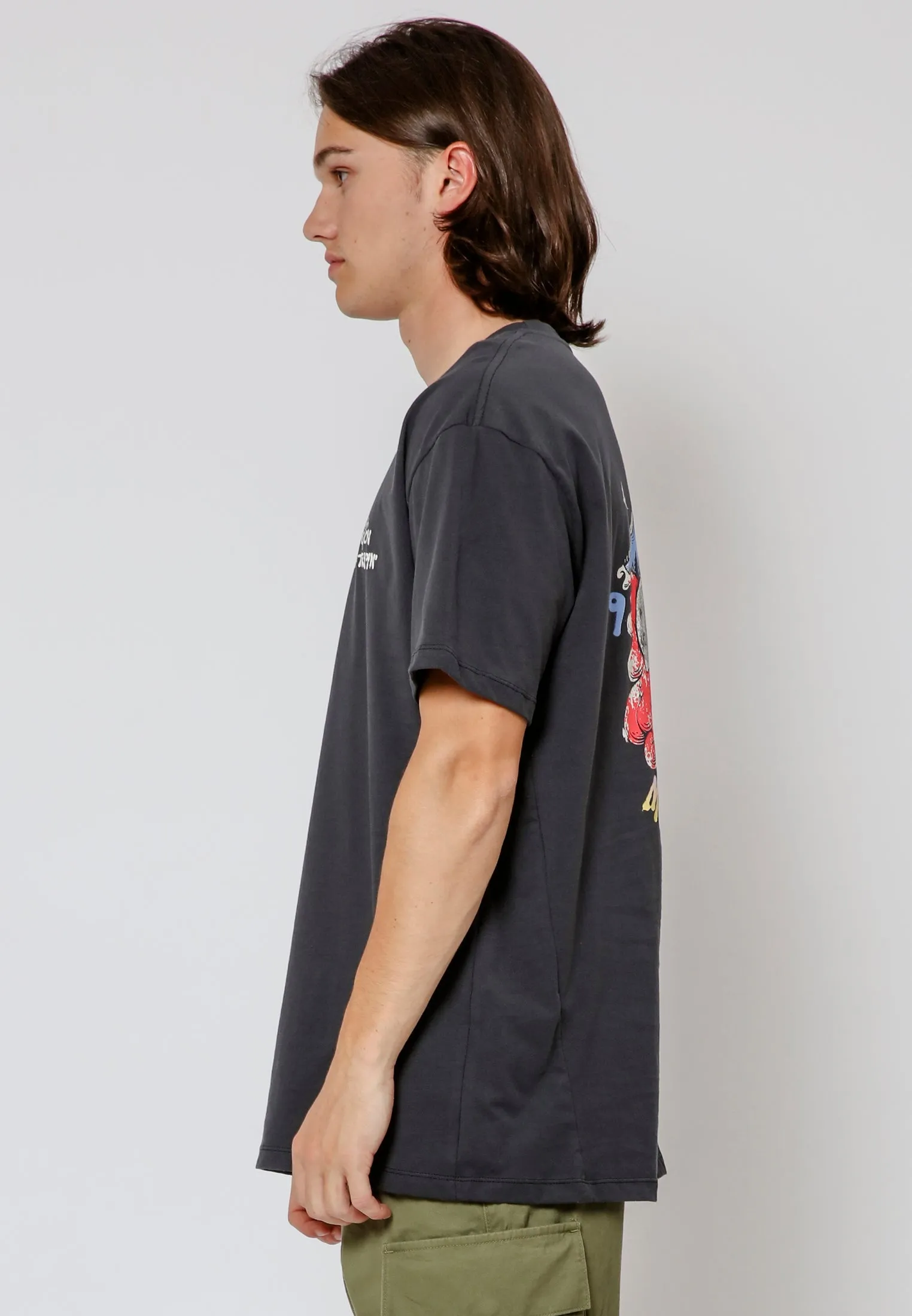 MAGIC MOUNTAIN T-SHIRT WASHED BLACK