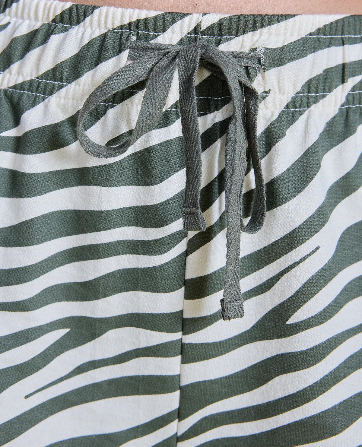 Nykd All Day Printed Terry Shorts - NYAT287 - Zebra green print