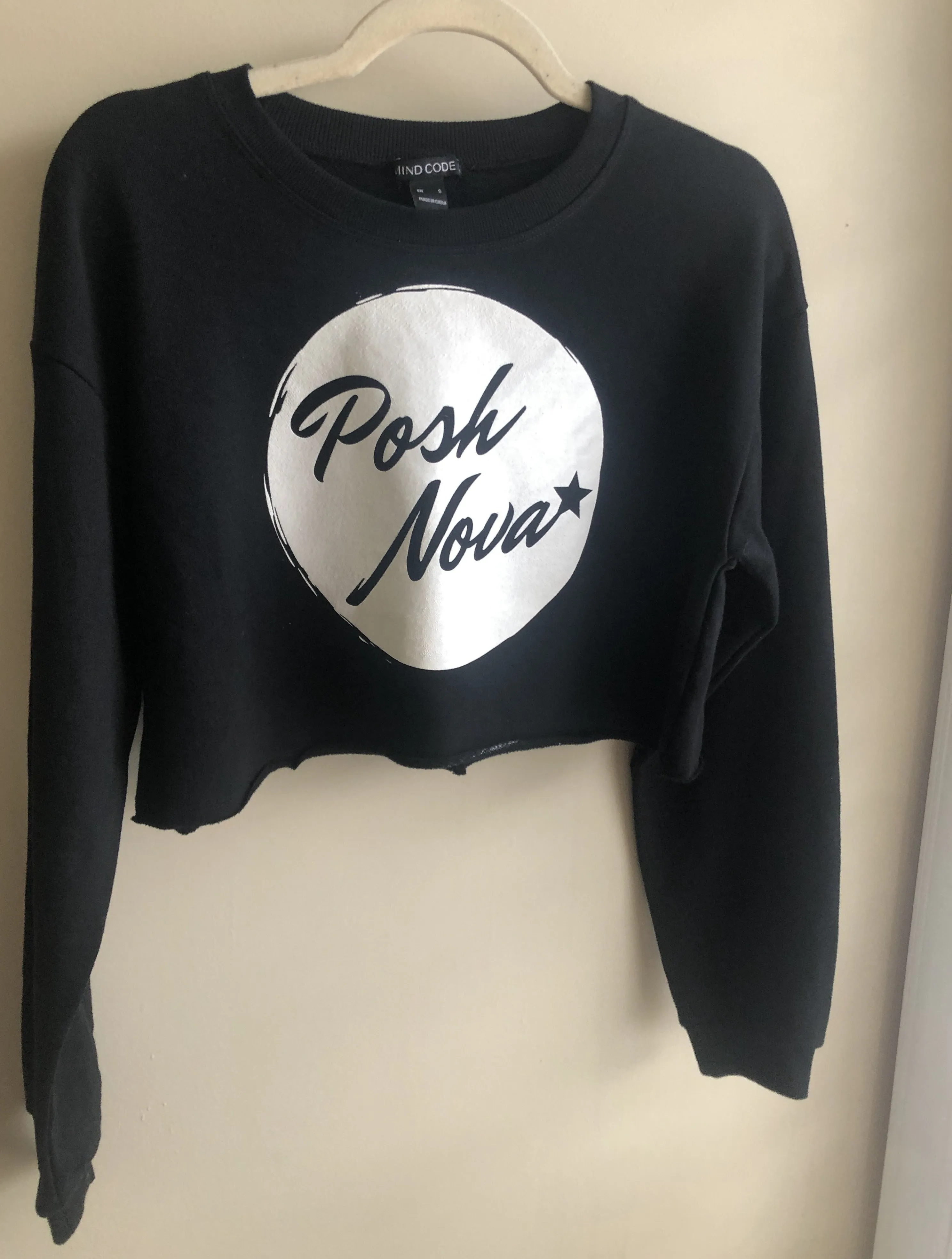 Posh Nova Cropped Sweatshirt- Black